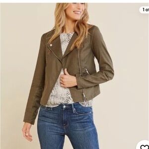 Level 99 Green Utility Jacket with Modern Appeal